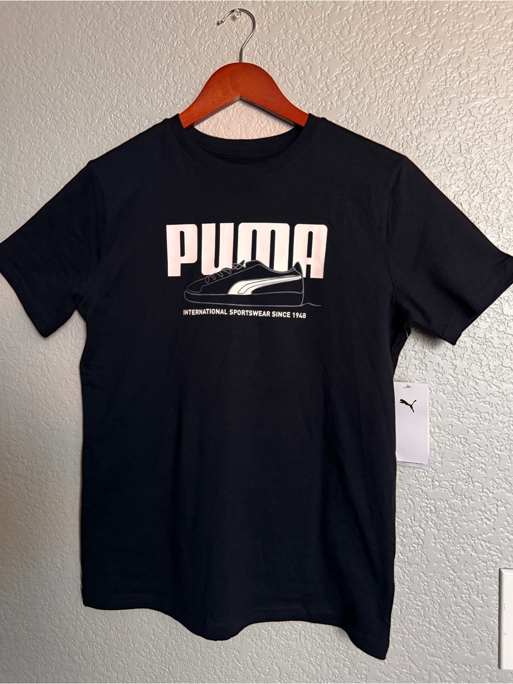 Puma boy’s Black Logo Graphic T-Shirt L